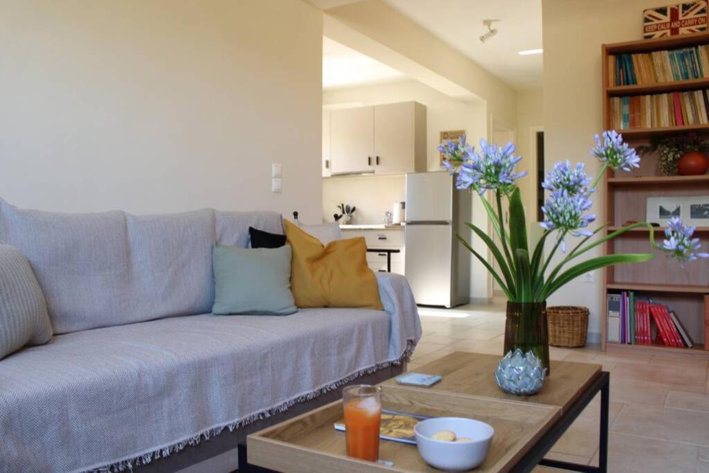Aretis St Apartment Nafplio Bagian luar foto
